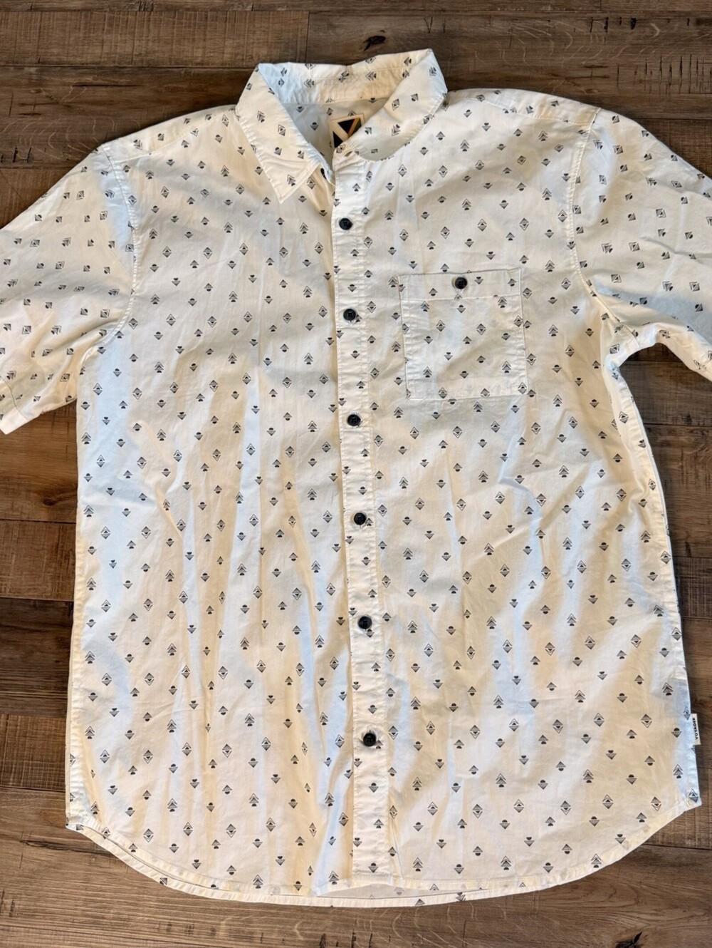 Voyager‎ White Black Geometric Short Sleeve Button-Up M Cotton casual coastal